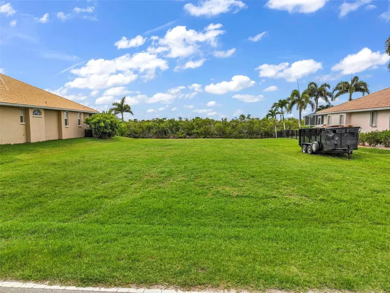 645 Macedonia Dr, FL