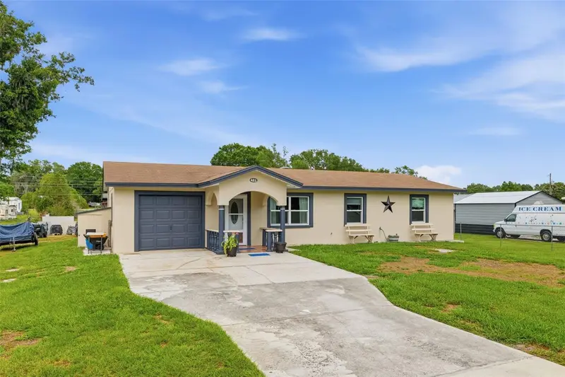 421 Waterview Dr, FL