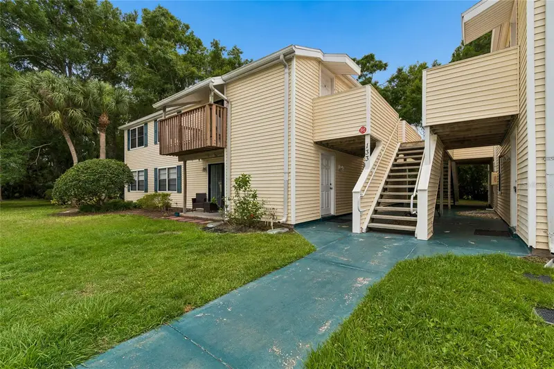 133 Sabal Ct #G, FL