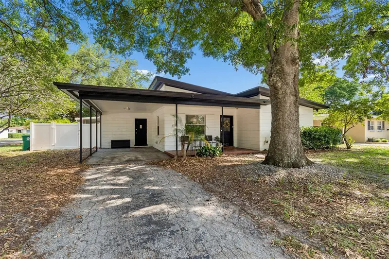 4602 W Bay Villa Ave, FL