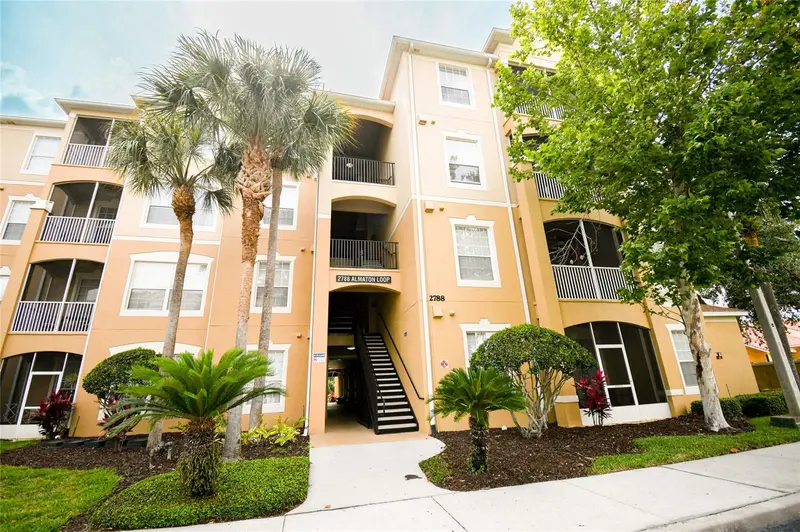 2788 Almaton Loop #202, FL