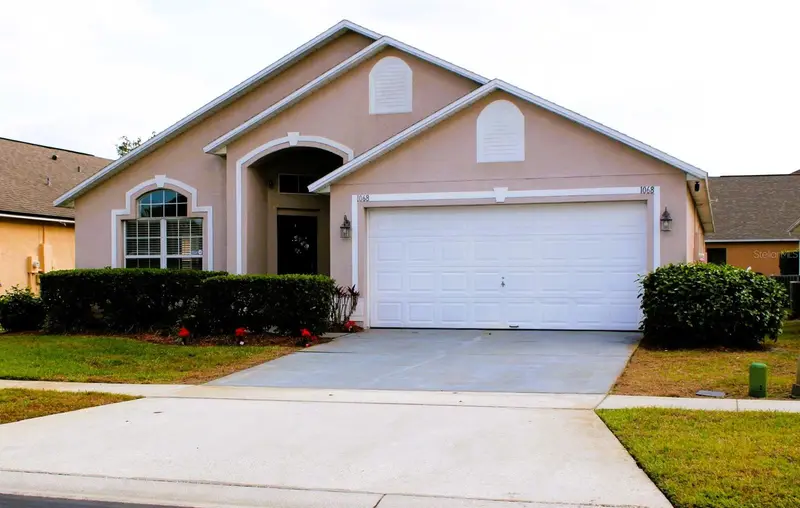 1068 Lake Berkley Dr, FL