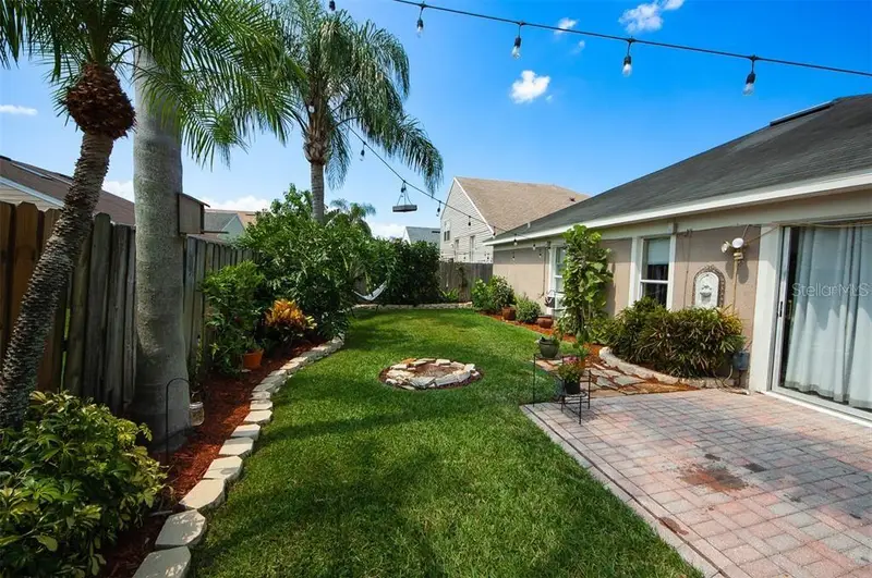 10719 Cherry Oak Circle, FL