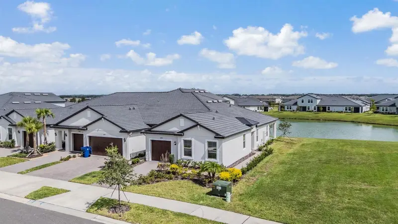 10935 Gable Dig Loop, FL