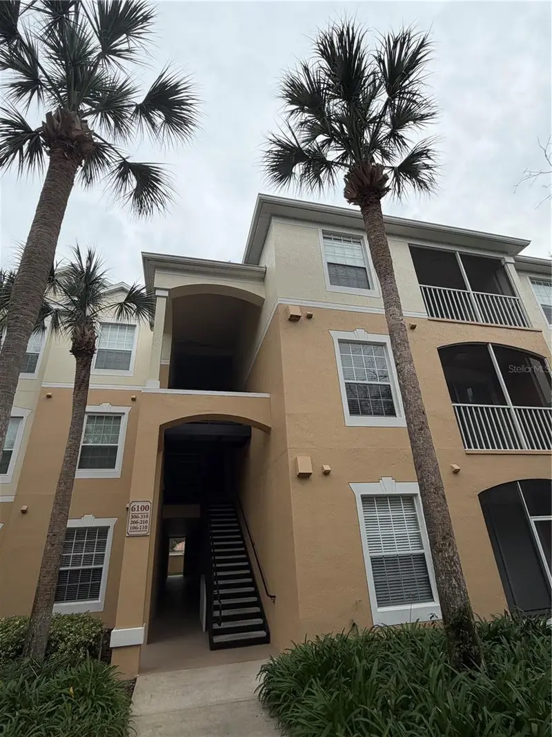 6100 Stevenson Dr #207, FL