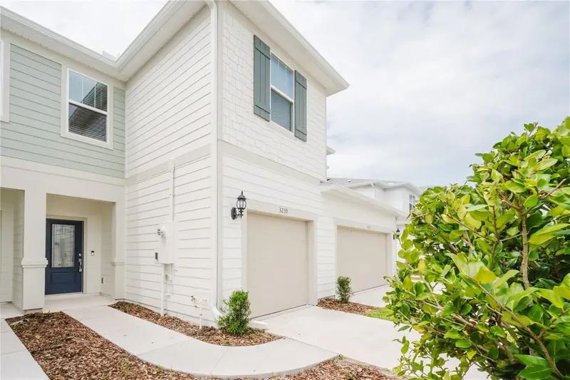 3239 Canyon Bay Point, FL