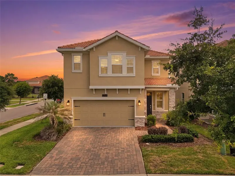 8700 Pacific Dunes Dr, FL