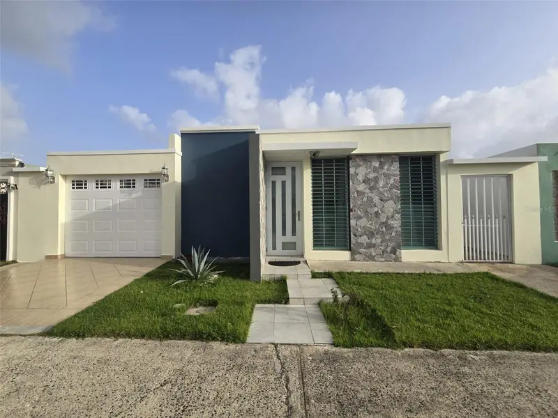 K17 Calle Amistad, PR
