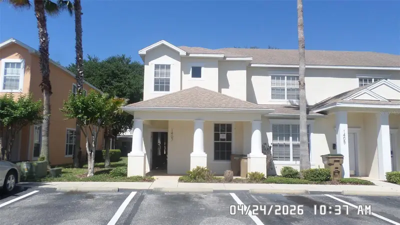 1407 Retreat Cir, FL
