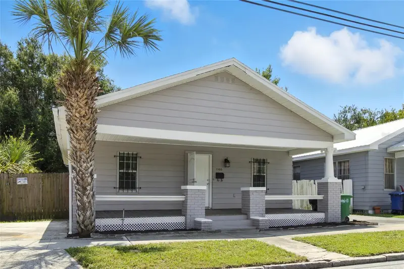 1303 E 26th Ave, FL