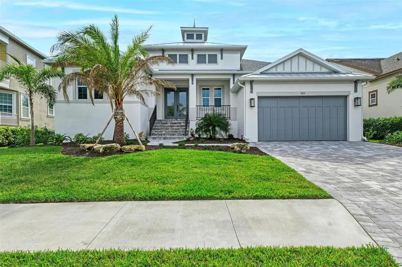 8211 37th Avenue Cir W, FL