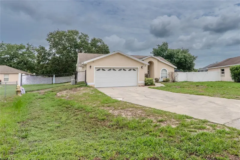 7444 Paradise Cove Pl, FL