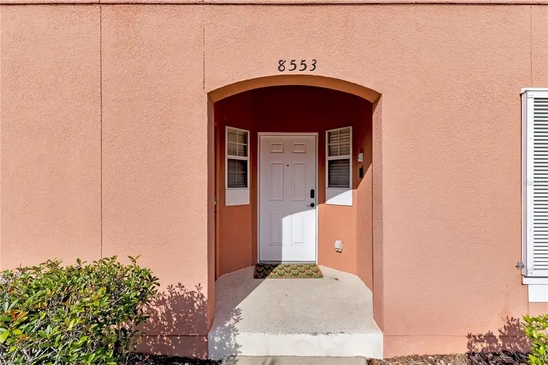 8553 Bay Lilly Loop, FL