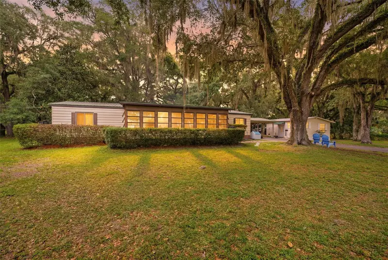 7663 Cr 247, FL