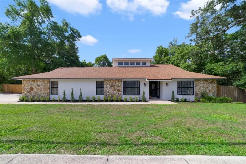1111 North St, FL
