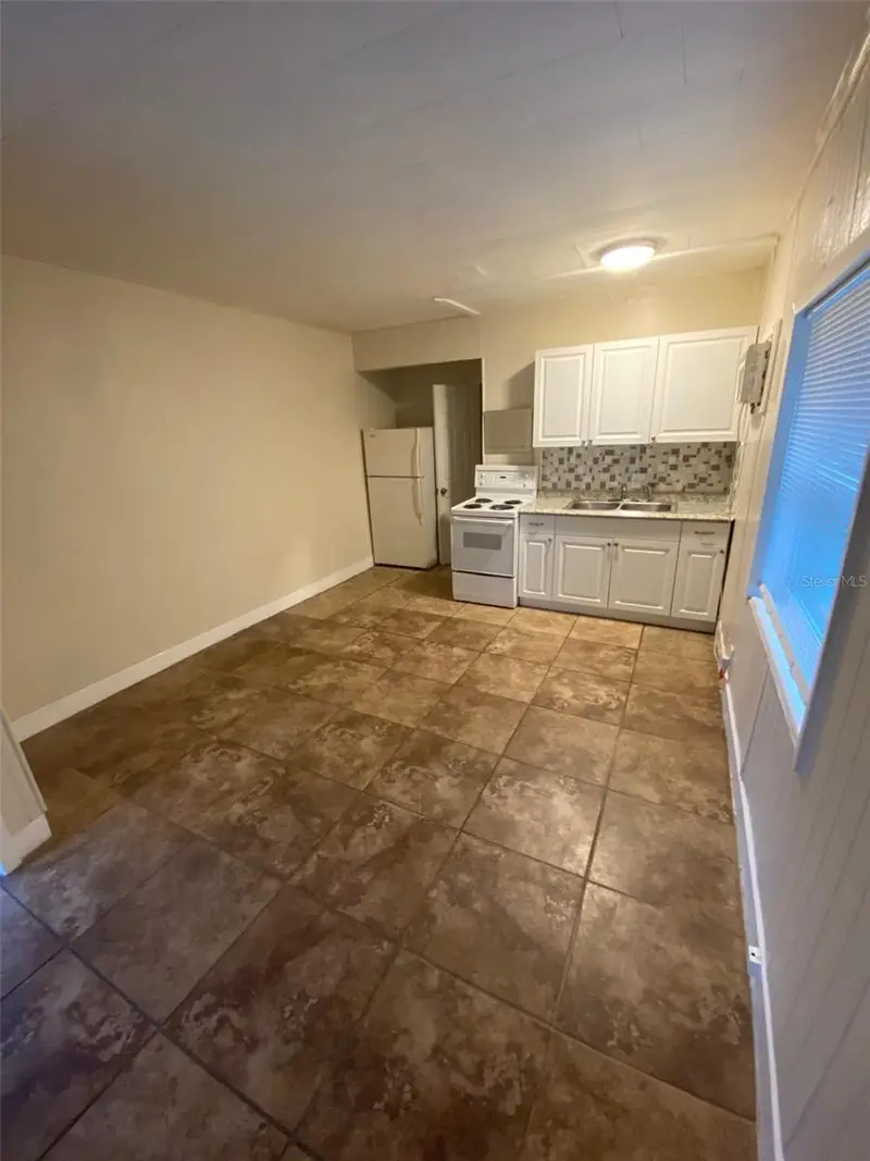 610 14th St N #2, FL