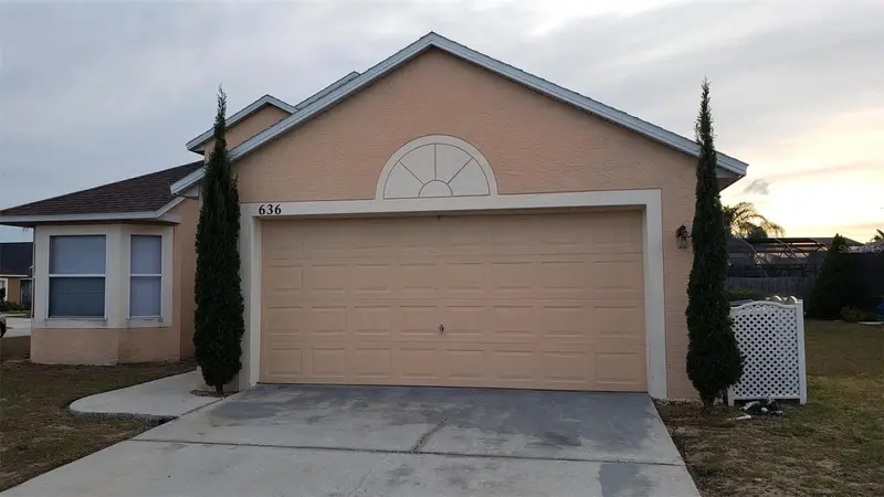 636 Majesty Dr, FL