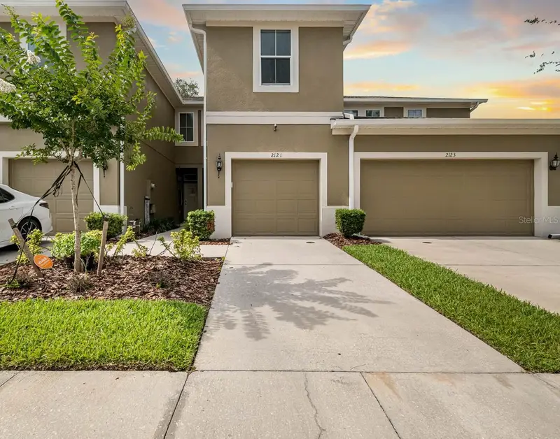 2121 Broadway View Ave, FL