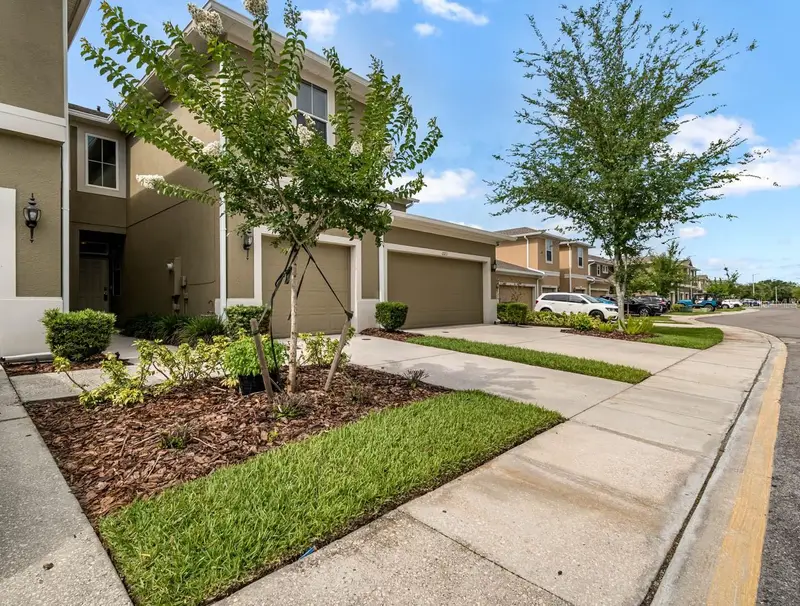 2121 Broadway View Ave, FL