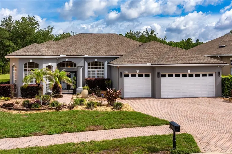9997 Chardonnay Dr, FL