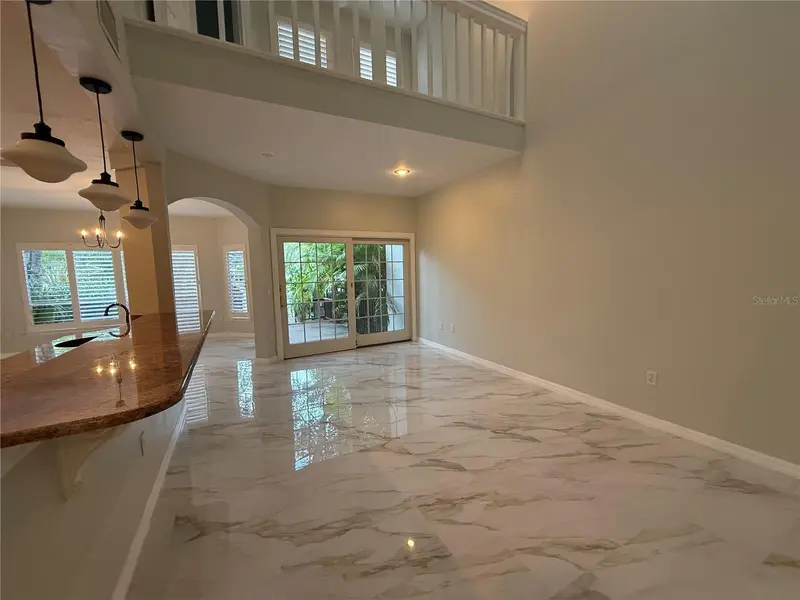 1195 Shipwatch Cir, FL