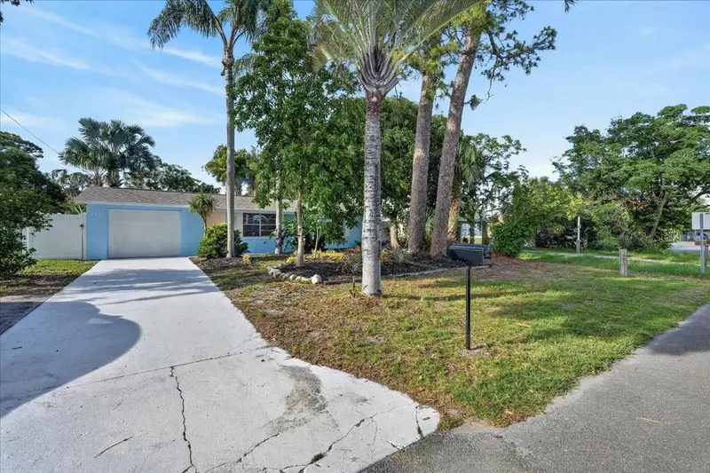 6329 Alaska Ave, FL