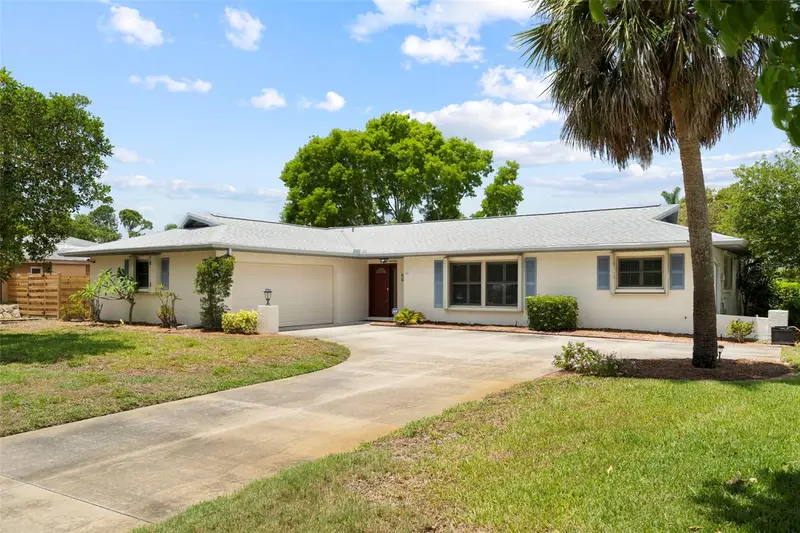 6408 29th Ave W, FL
