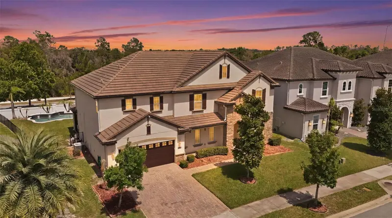 8210 Ludington Circle, FL