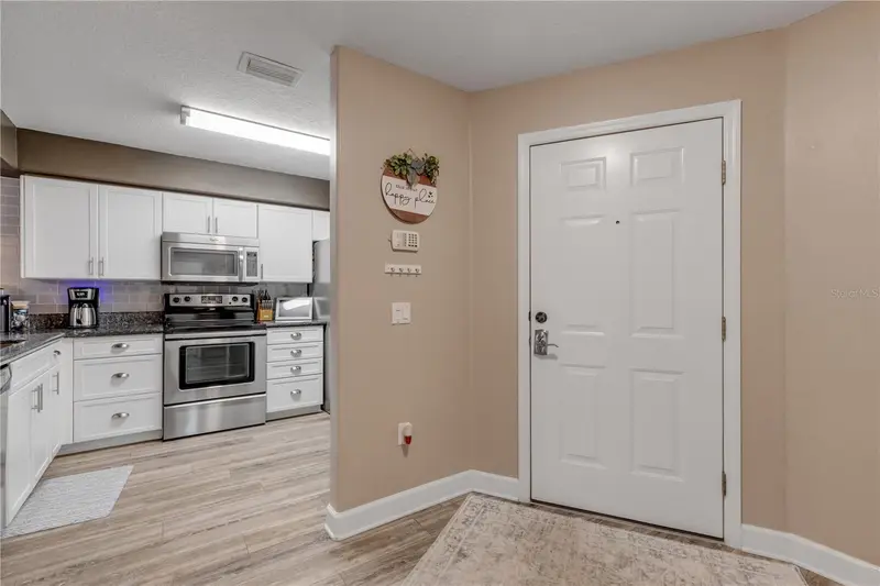 24 Golf Villa Dr, FL
