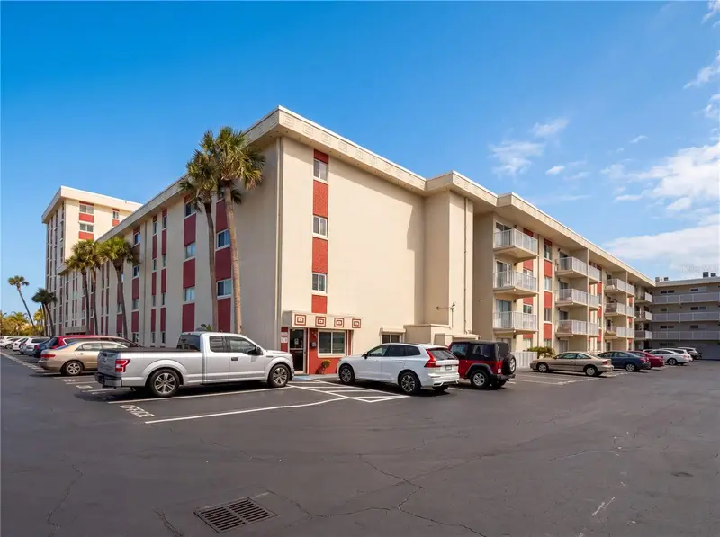 2711 N Halifax Ave #371, FL