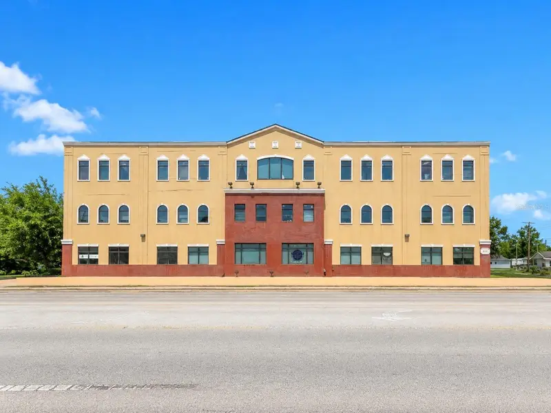213 S Dillard St #230, FL