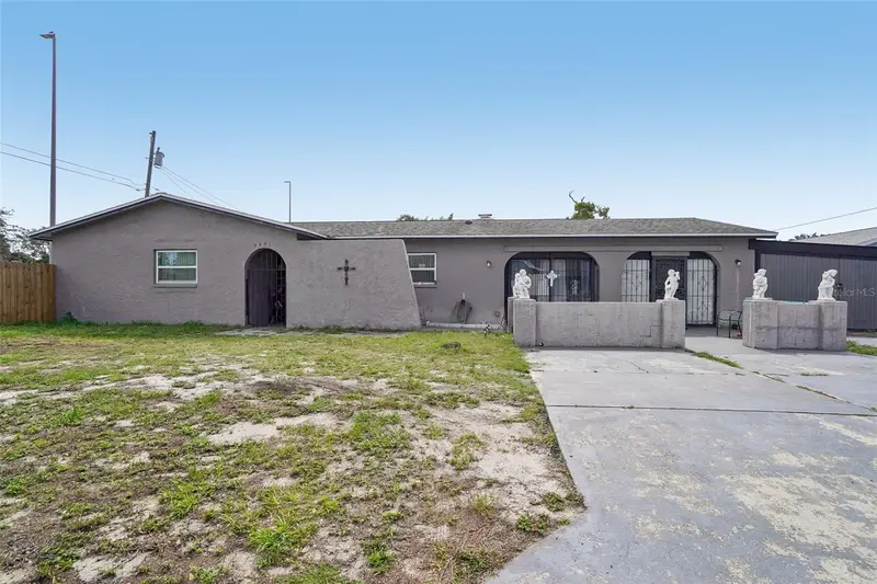 3495 Oak St, FL