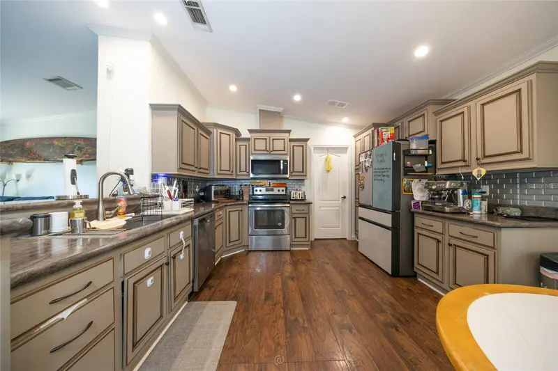 13 Magnolia Rd, FL