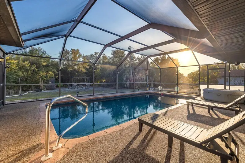 23191 Ruby, FL
