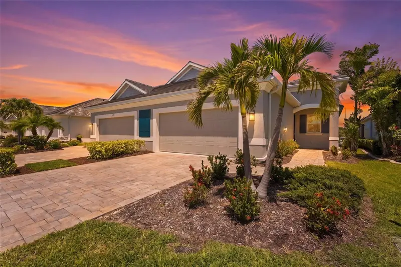 7523 Campus Cv, FL