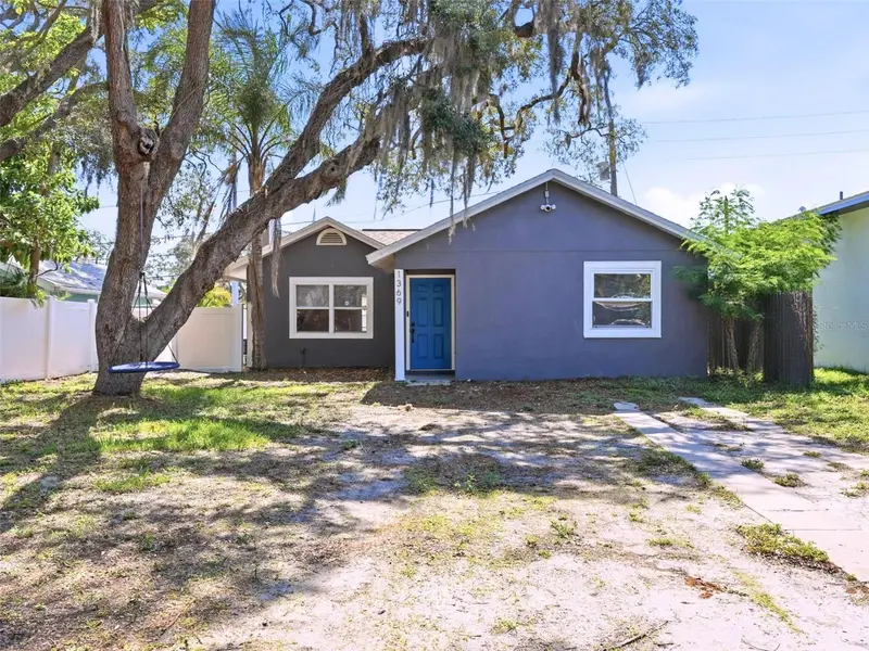 1369 S Michigan Ave, FL