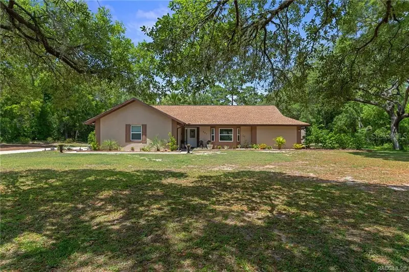 807 W National St, FL