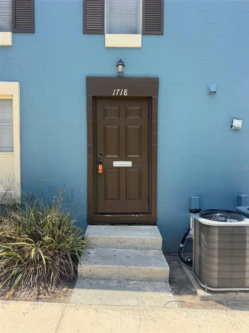 1718-1718 Ne 3rd St, FL