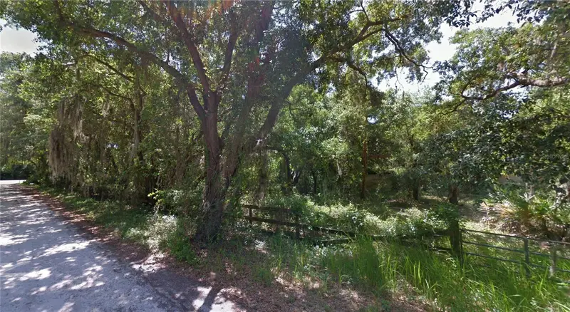 125 Oak Lane, FL