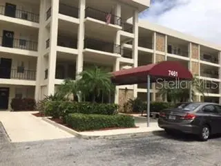 7461 W Country Club Dr N #409, FL