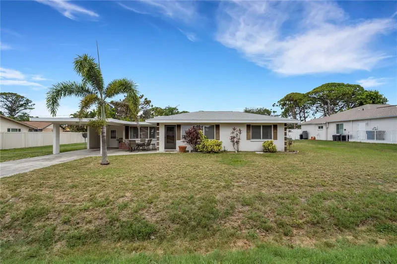 2830 Siesta Dr, FL