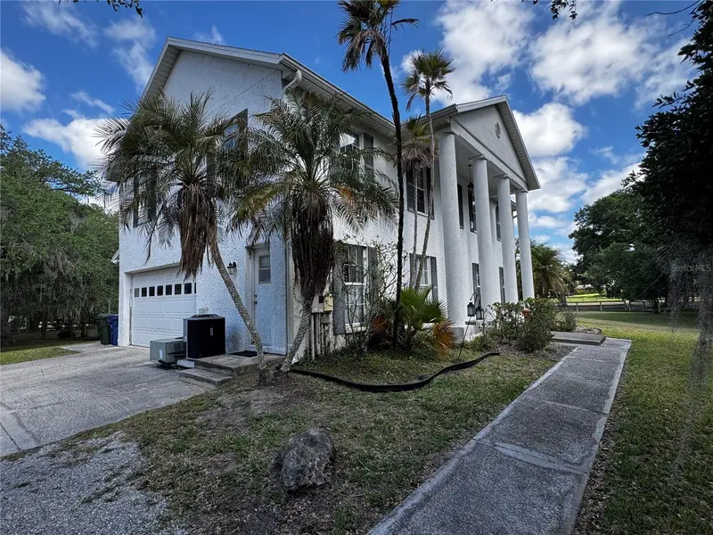 1701 Bern Creek Loop, FL