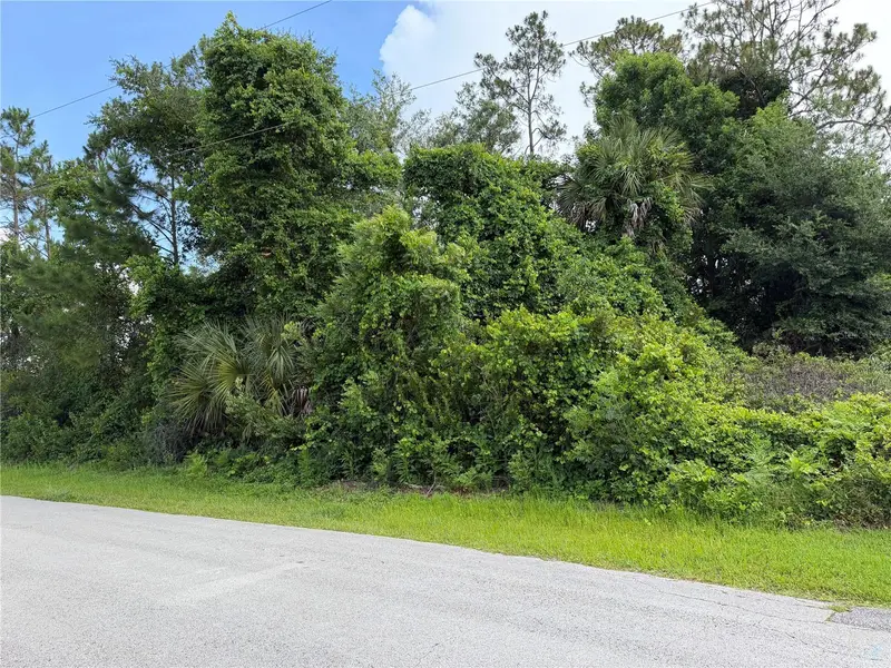 50 Woodburry Dr, FL