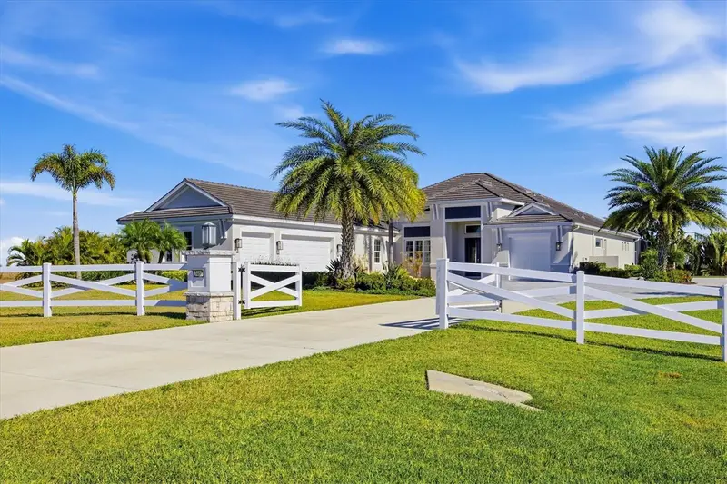 3467 Compound Ct, FL