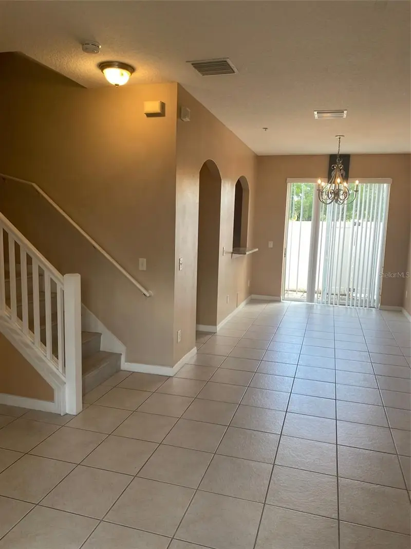 7415 Lago De Oro #B-4, FL