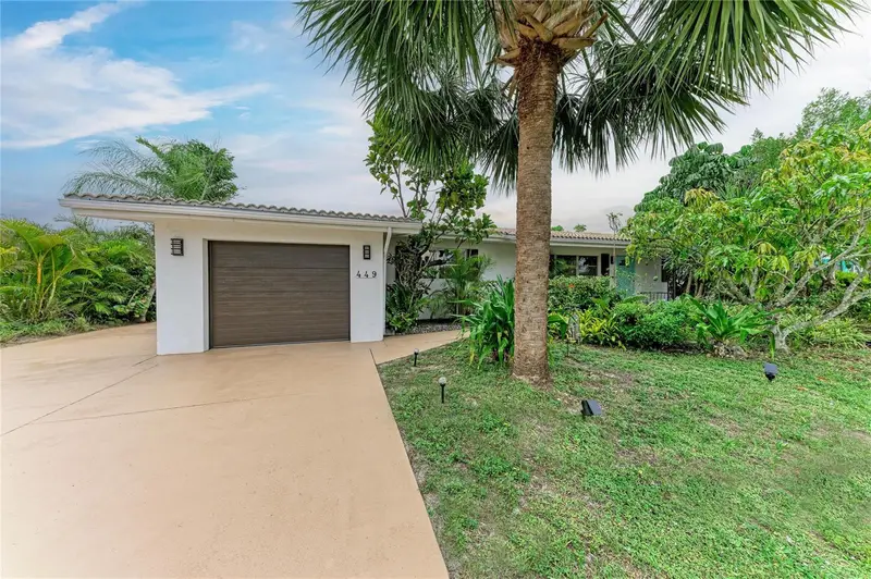 449 W Tarpon Blvd Nw, FL
