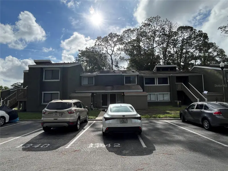 6142 Peregrine Ave #13d, FL