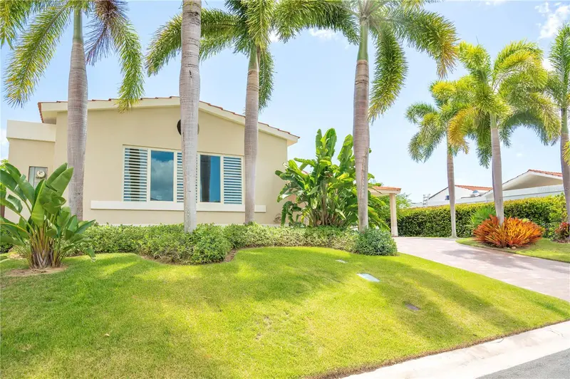 302 Camino De Los Cedros, PR