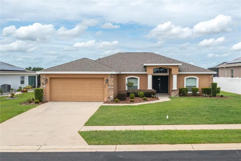 3742 Fieldstone Cir, FL