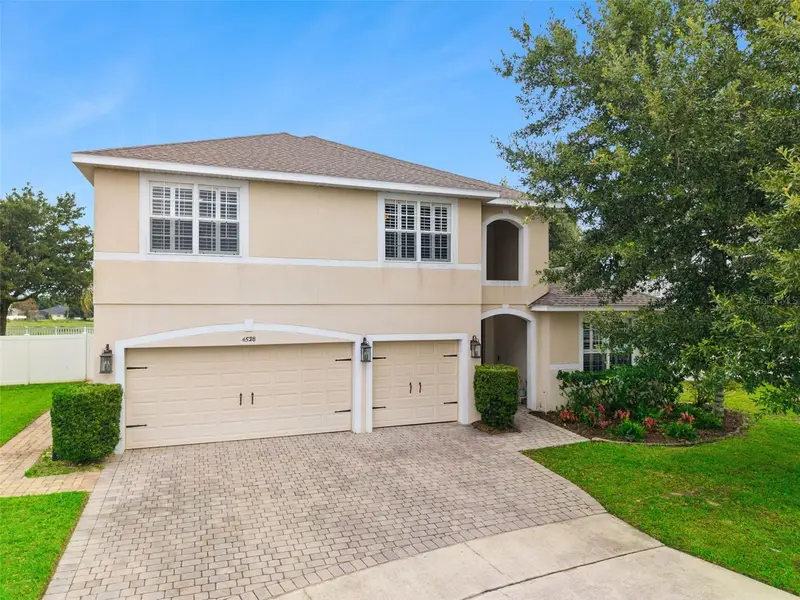 4528 Olympia Ct, FL